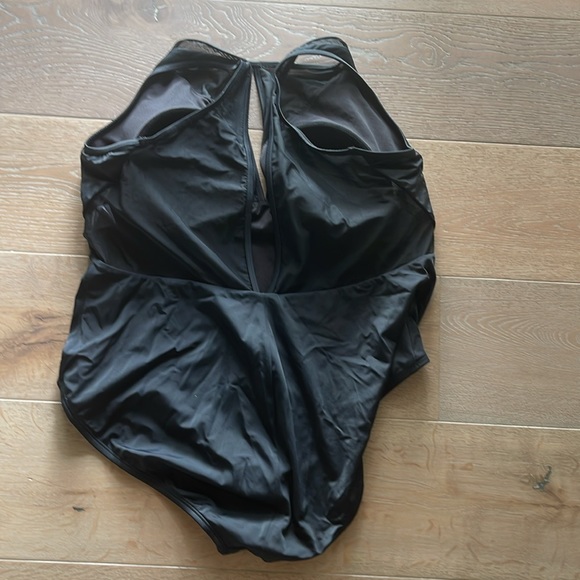 Time and tru 2X black - Picture 2 of 3